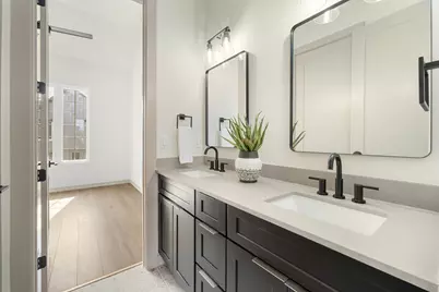 1736 Bunche Road #B5, Austin, TX 78721 - Photo 31