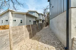 1736 Bunche Rd, Austin, TX 78721 - Photo 37