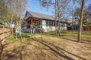 160 Nuuanu Ln, Bastrop, TX 78602 - Photo 27