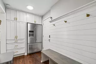 7105 Mountain Trail, Austin, TX 78732 - Photo 15