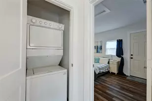 5401 Wellington Dr, Austin, TX 78723 - Photo 13