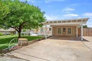 15302 Spring Hill Ln, Pflugerville, TX 78660 - Photo 19