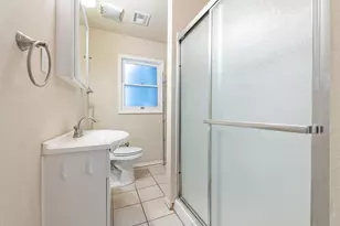 921 E 37th St, Austin, TX 78705 - Photo 13