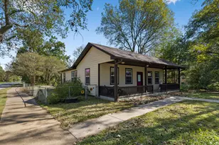 401 Rivers St, Smithville, TX 78957 - Photo 5