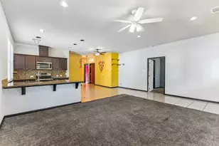 401 Rivers St, Smithville, TX 78957 - Photo 13