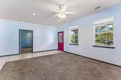 401 Rivers Street, Smithville, TX 78957 - Photo 11