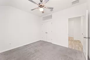 109 Finstown St, Hutto, TX 78634 - Photo 15