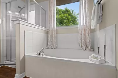 407 W Metcalfe Street, Hutto, TX 78634 - Photo 27