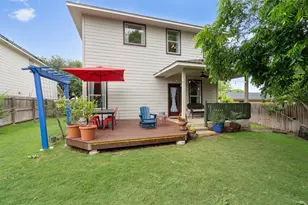 407 W Metcalfe St, Hutto, TX 78634 - Photo 35
