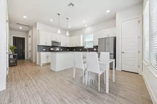 806 Dayton Dr, Austin, TX 78748 - Photo 9
