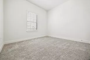 806 Dayton Dr, Austin, TX 78748 - Photo 21