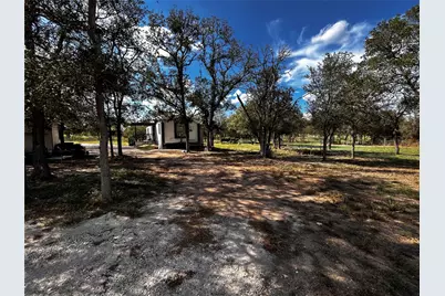 400 Ride Out Boulevard, Elgin, TX 78621 - Photo 5