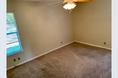 400 Tilbury Lane, Austin, TX 78745 - Photo 17