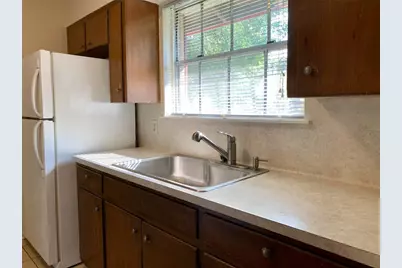 400 Tilbury Lane, Austin, TX 78745 - Photo 5