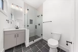 102 Mountain Home Rd, Horseshoe Bay, TX 78657 - Photo 17