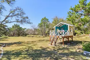 205 Northwood Hills Dr Dr, Fredericksburg, TX 78624 - Photo 35