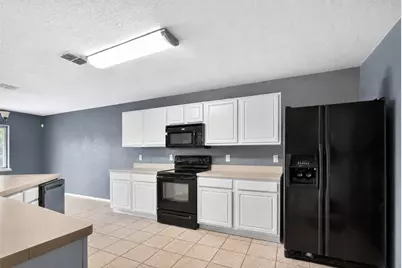 1548 Cap Stone Ridge, New Braunfels, TX 78130 - Photo 7