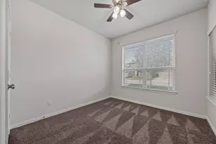 536 Rancho Verde Dr, Leander, TX 78641 - Photo 13