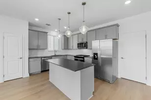 529 Madelines Mdw Ln, Georgetown, TX 78626 - Photo 5