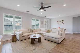 1104 Lickety Ln, Georgetown, TX 78633 - Photo 5