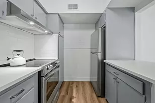 2401 Winsted Ln, Austin, TX 78703 - Photo 11