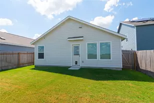 548 Rancho Del Cielo Loop, Jarrell, TX 76537 - Photo 27