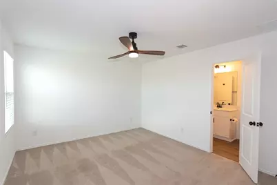 548 Rancho Del Cielo Loop, Jarrell, TX 76537 - Photo 15