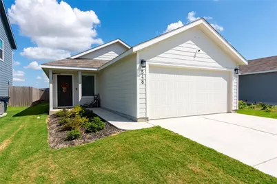 548 Rancho Del Cielo Loop, Jarrell, TX 76537 - Photo 1