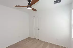548 Rancho Del Cielo Loop, Jarrell, TX 76537 - Photo 21