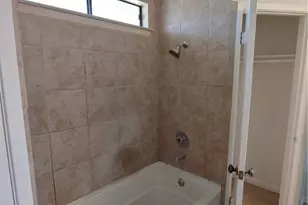 13353 Water Oak Ln, Austin, TX 78729 - Photo 11