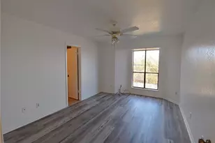 13353 Water Oak Ln, Austin, TX 78729 - Photo 9