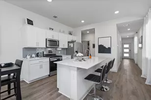 120 Scarborough Wy, San Marcos, TX 78666 - Photo 5