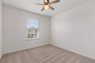 163 Niven Path, Jarrell, TX 76537 - Photo 17