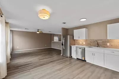 5621 Abby Ann Lane, Austin, TX 78747 - Photo 11