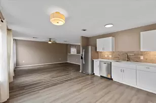 5621 Abby Ann Ln, Austin, TX 78747 - Photo 11