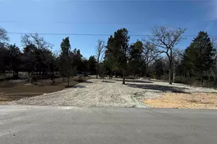 113 Las Alturas Dr, Elgin, TX 78621 - Photo 1