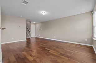 405 Yearwood Ln, Jarrell, TX 76537 - Photo 5