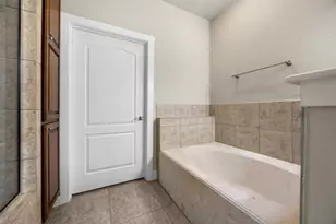 93 Lachite, Horseshoe Bay, TX 78657 - Photo 25