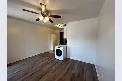 1010 W 23rd Street #10, Austin, TX 78705 - Photo 3