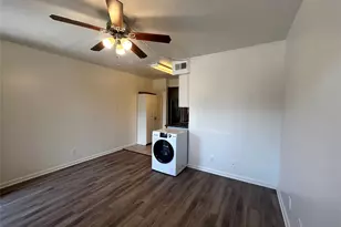 1010 W 23rd St, Austin, TX 78705 - Photo 3