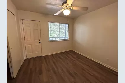 1010 W 23rd Street #10, Austin, TX 78705 - Photo 9