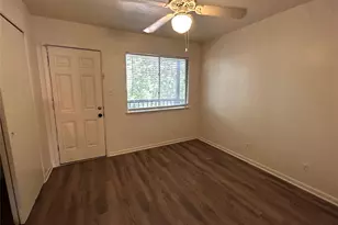 1010 W 23rd St, Austin, TX 78705 - Photo 9