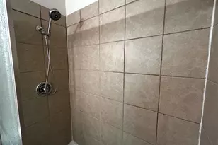1010 W 23rd St, Austin, TX 78705 - Photo 13