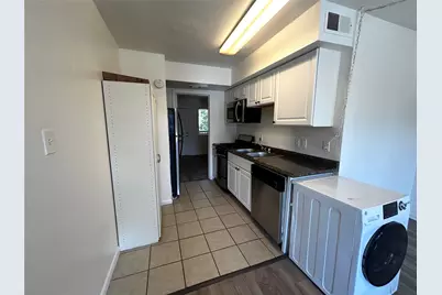 1010 W 23rd Street #10, Austin, TX 78705 - Photo 5