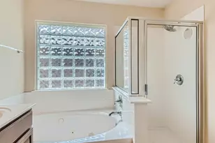 2016 Mary Ella Dr, Leander, TX 78641 - Photo 19