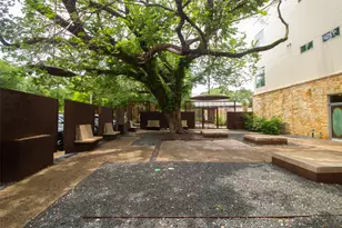 2401 E 6th St, Austin, TX 78702 - Photo 19