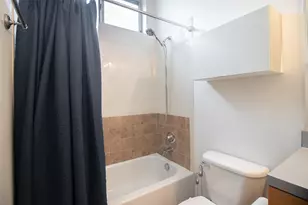 2401 E 6th St, Austin, TX 78702 - Photo 11