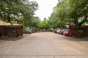 2401 E 6th St, Austin, TX 78702 - Photo 15