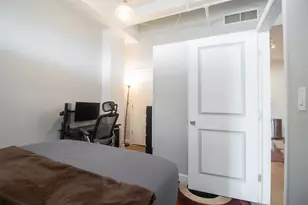 2401 E 6th St, Austin, TX 78702 - Photo 5