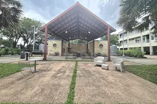 2401 E 6th St, Austin, TX 78702 - Photo 19